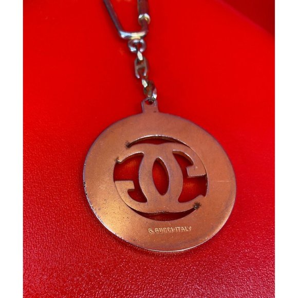Gucci Logo GG Double G's Vintage Gold Tone Keychain 100% Authentic Guaranteed - Picture 11 of 16